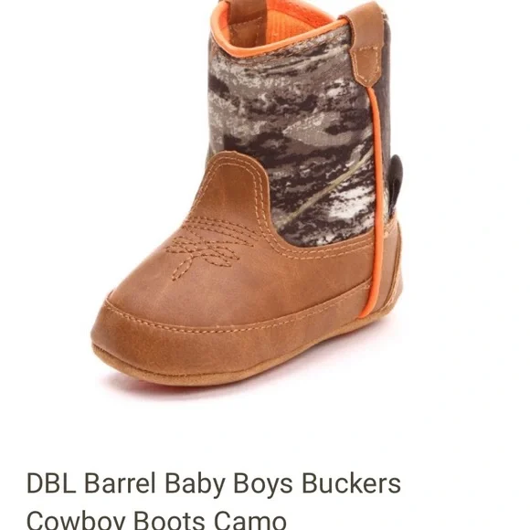 Like new baby camo cowboy boots! Worn once! - Picture 1 of 13